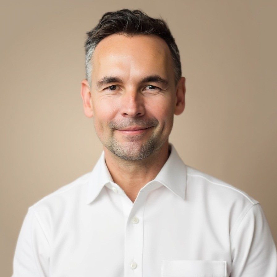 RobSainsbury Rob Sainsbury, CEO